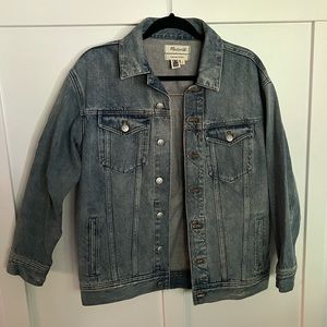Madewell Oversized Trucker Jean Jacket (size XS)